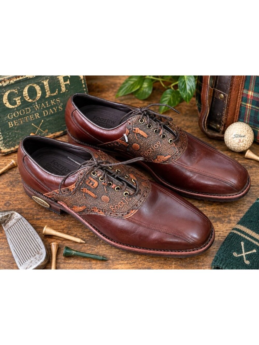 VTG FootJoy Classics Dry Golf Shoes Mens 9D Brown Leather USA Golf Motif